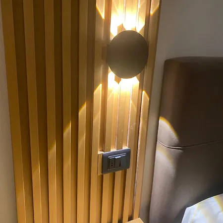 La Casa Della Stazione Специя